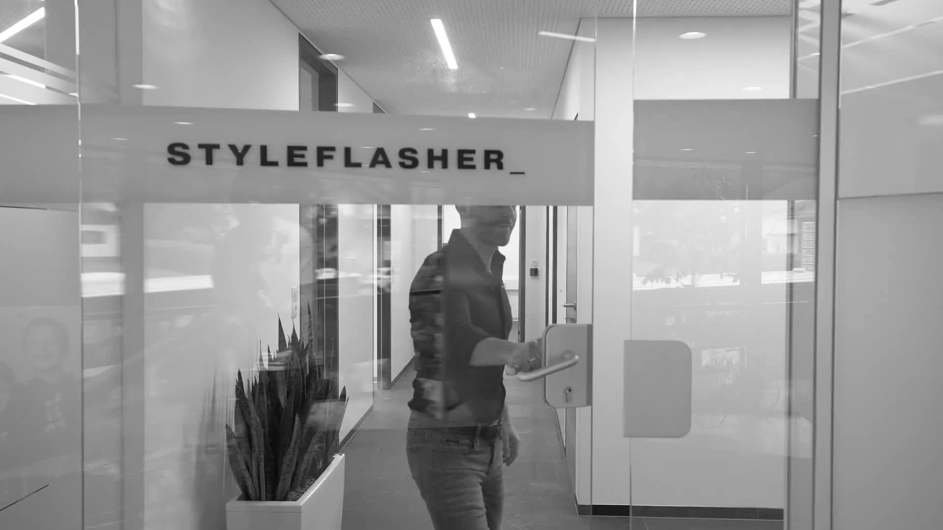 (c) Styleflasher.at